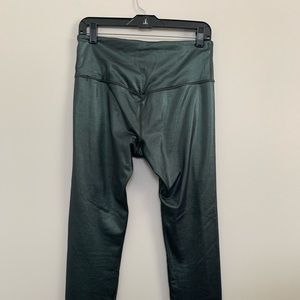Athleta athletic leggings tights Elation Green Shimmer M pants